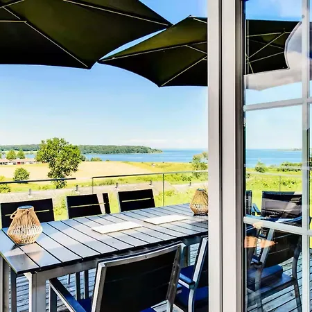 5 Star In Holiday home